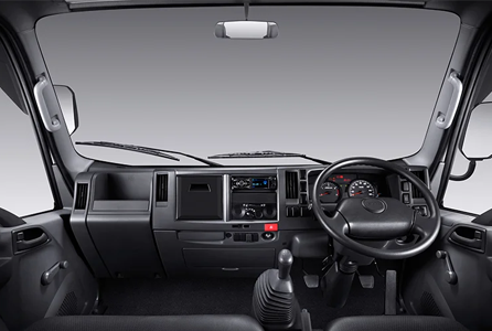Interior Isuzu ELF NLR