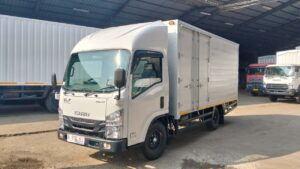 Isuzu ELF NLR Engkel